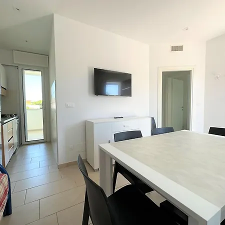 Appartamento Great And Bright Flat With Pool