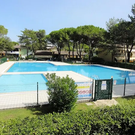 Apartment Great And Bright Flat With Pool Bibione