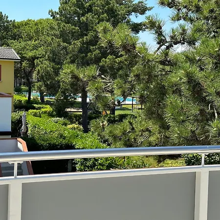 Διαμέρισμα Great And Bright Flat With Pool Μπιμπιόνε