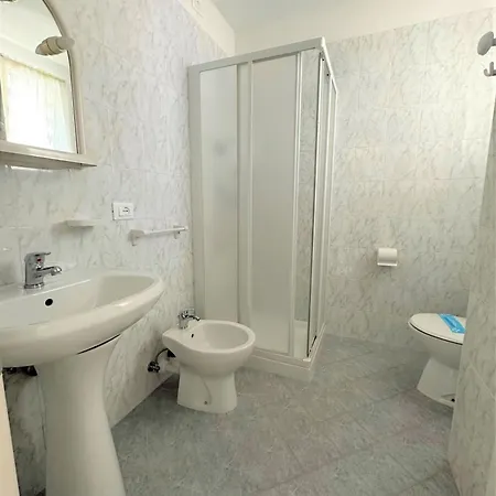 Apartment Great And Bright Flat With Pool *