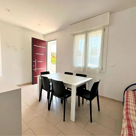 Apartment Great And Bright Flat With Pool Bibione