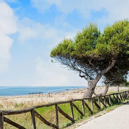 Great And Bright Flat With Pool * Μπιμπιόνε